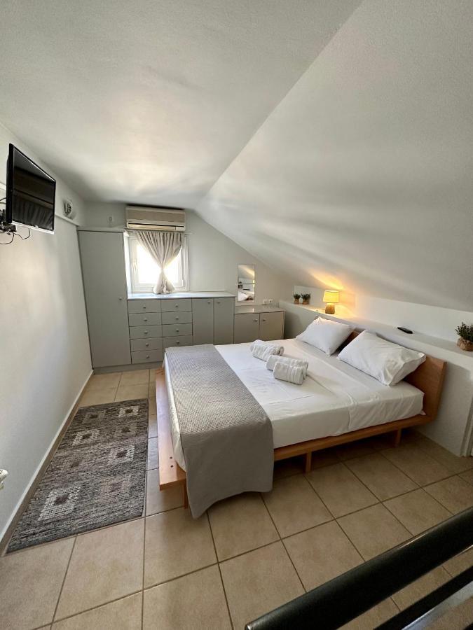 Central Tiny Loft In Argostoli Exterior photo